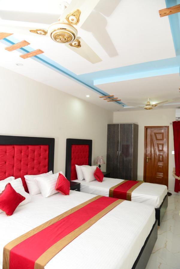 Hotel Deluxe Lahore Luaran gambar